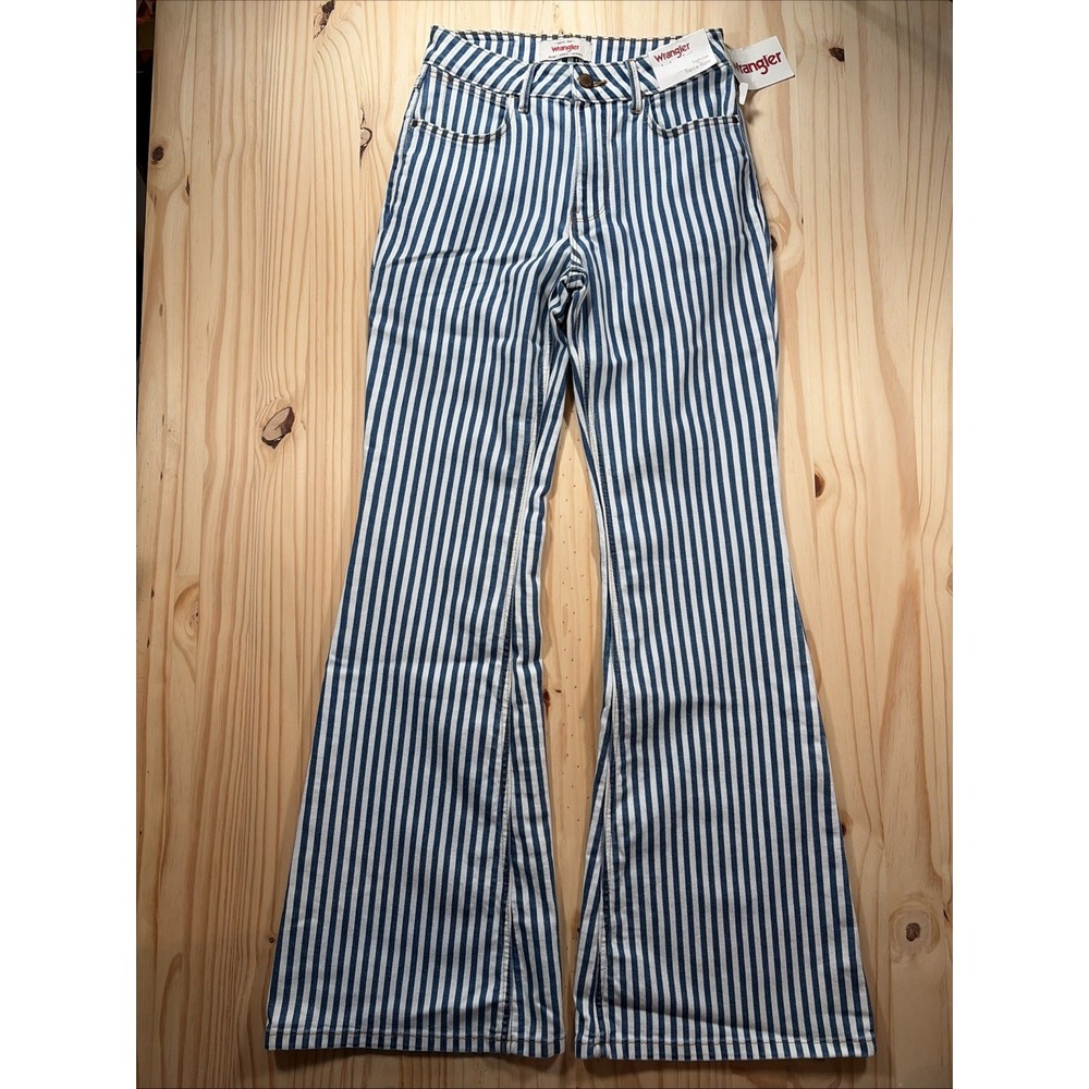 Wrangler Women's Blue & White Stripped Jeans High Rise Fierce Flare Size 0/25